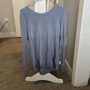 Athleta Mindset Grey-Blue Sweatshirt. Size Large.